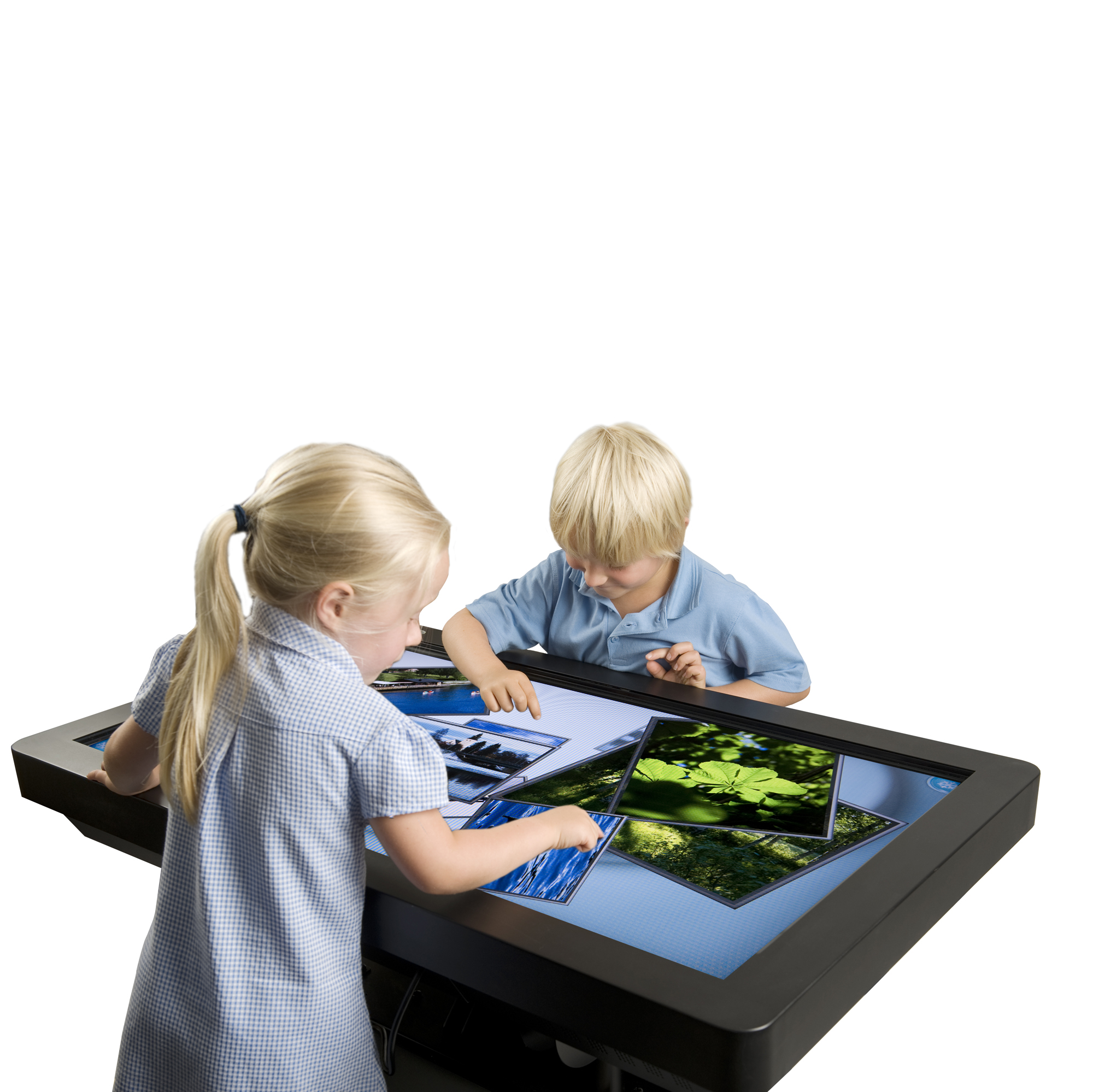 Click to download - Fusion table with kids.jpg 
